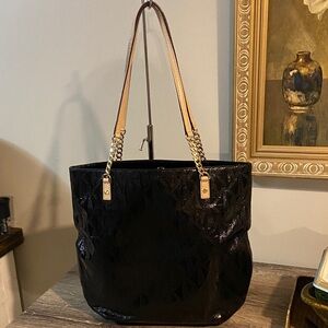 MICHAEL Michael Kors Jet Set Chain Tote Black Patent Leather Tan Straps Like New